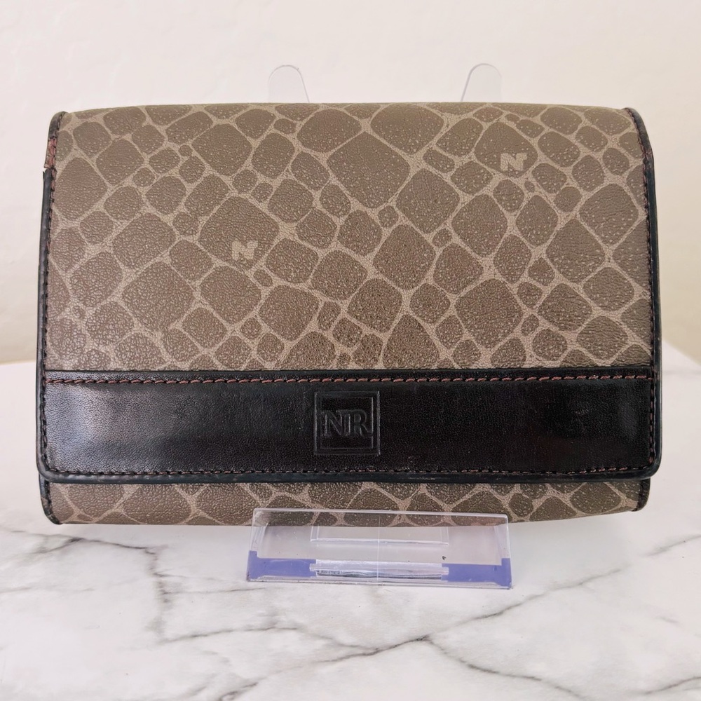 Nina Ricci Vintage 1980's-1990's Brown Trifold Wallet‎